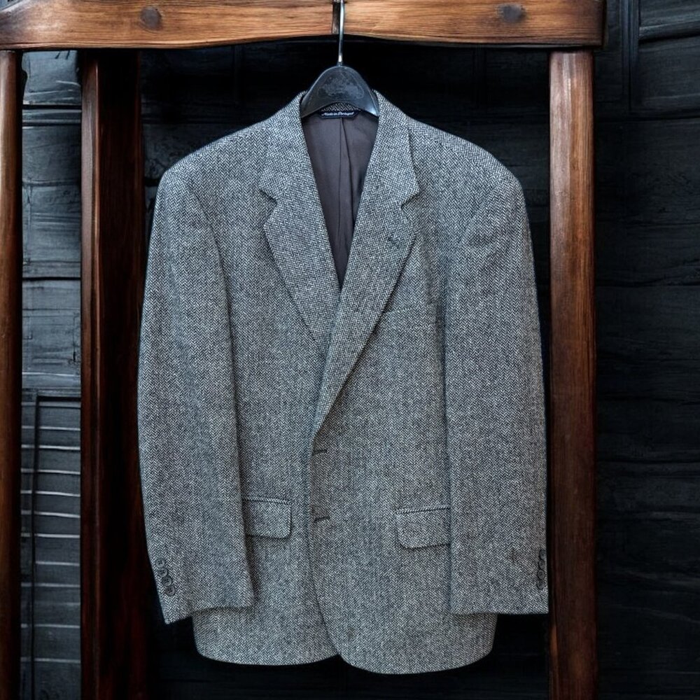 Paul Frederick Herringbone Gray Tweed Sportcoat - Size 42R